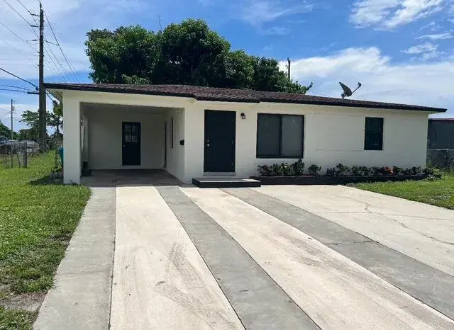 Picture of 420 NW 2Nd Street, Boynton Beach FL 33435