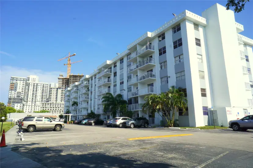 Picture of 16465 NE 22Nd Ave 314, North Miami Beach FL 33160