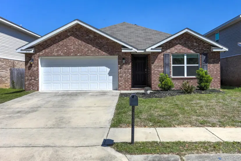 Picture of 4154 Chickadee Street, Milton FL 32583