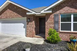 Picture of 4154 Chickadee Street, Milton, FL 32583