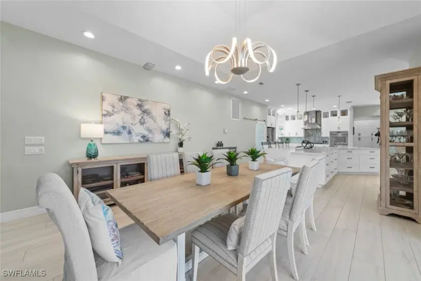 Picture of 6450 Pine Ave, Sanibel FL 33957