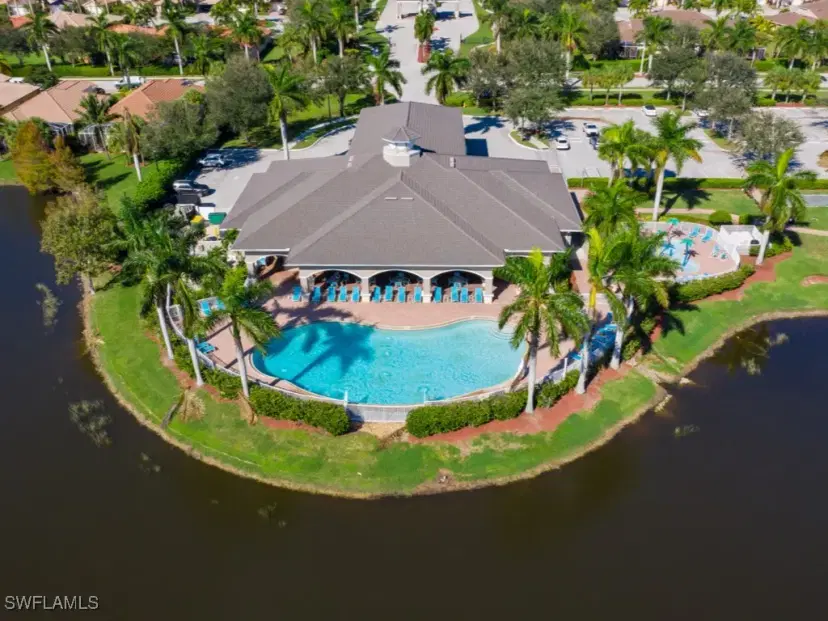 Picture of 14590 Grapevine Dr, Naples FL 34114