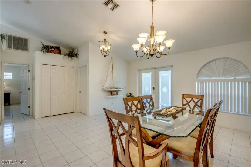 Picture of 1329 SE 21St St, Cape Coral FL 33990