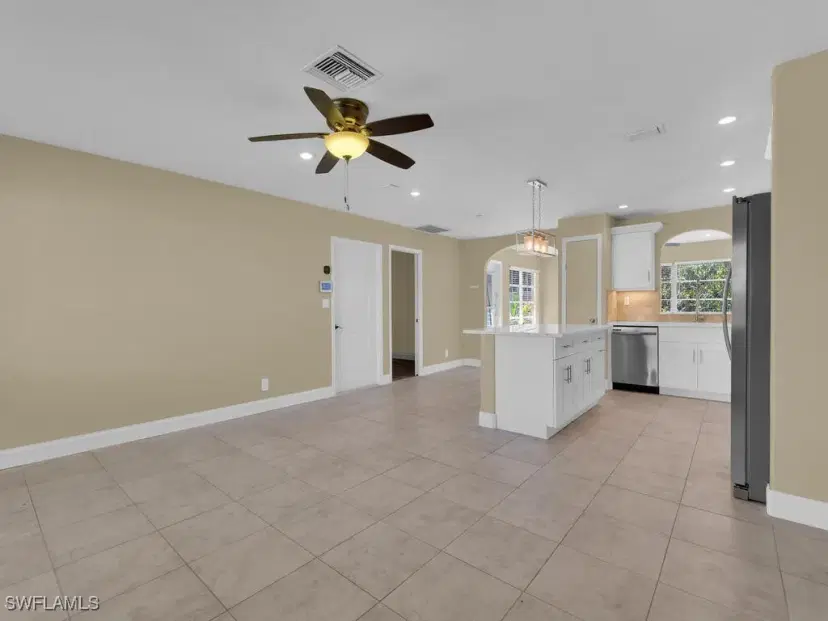 Picture of 481 Grenier Dr, North Fort Myers FL 33903