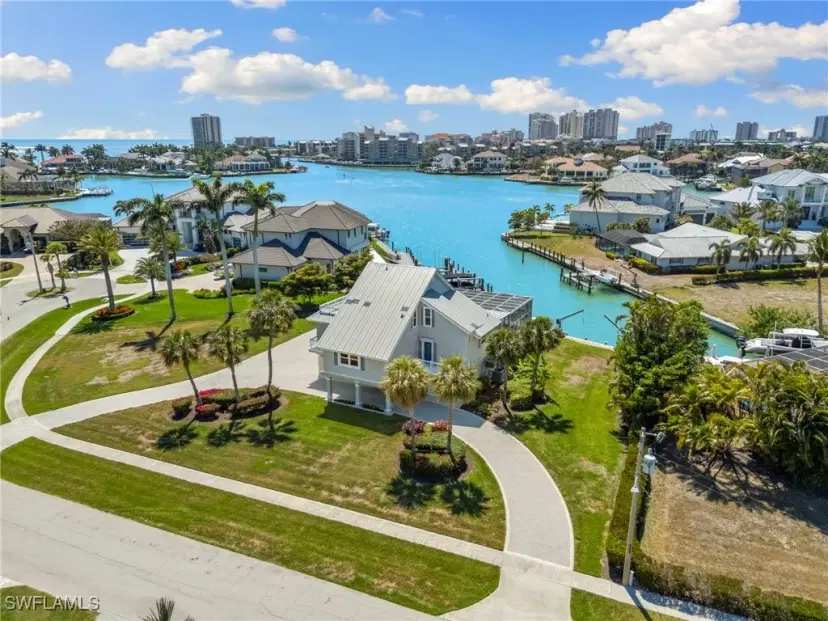 Picture of 810 Arcadia Ct, Marco Island FL 34145