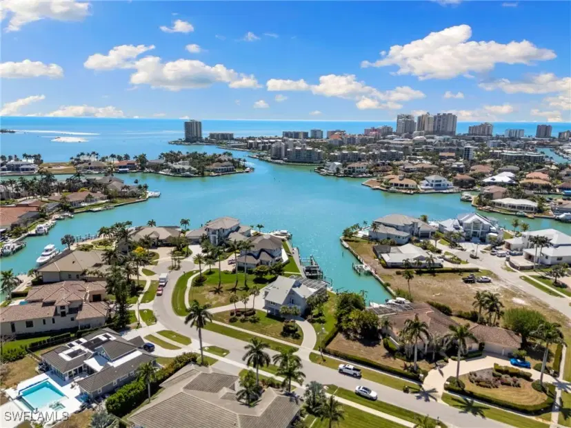 Picture of 810 Arcadia Ct, Marco Island FL 34145
