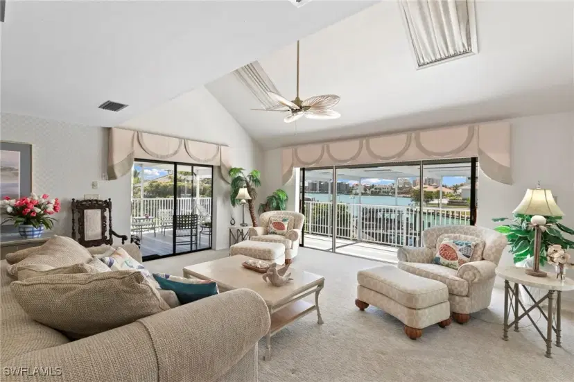 Picture of 810 Arcadia Ct, Marco Island FL 34145