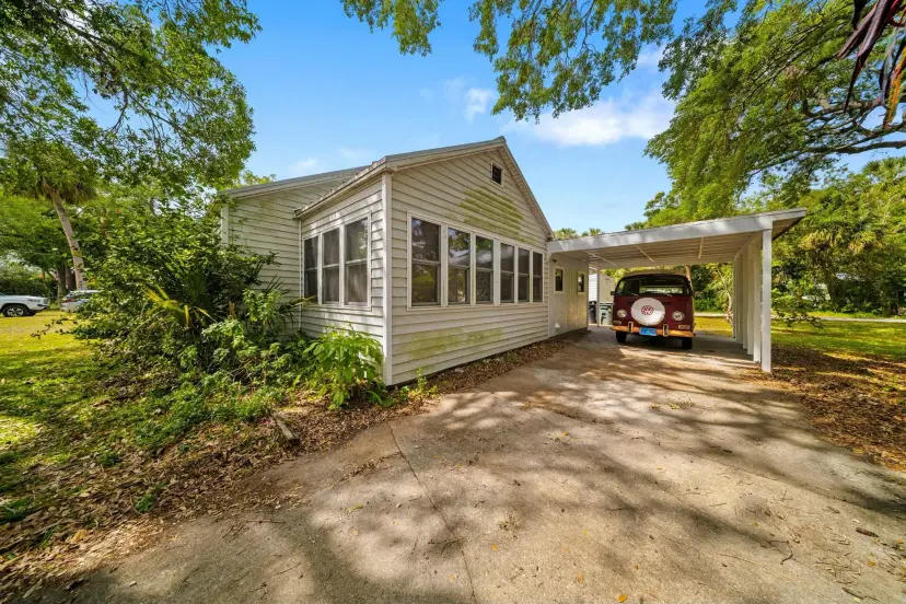 Picture of 806 Citrus Avenue, Fort Pierce FL 34950