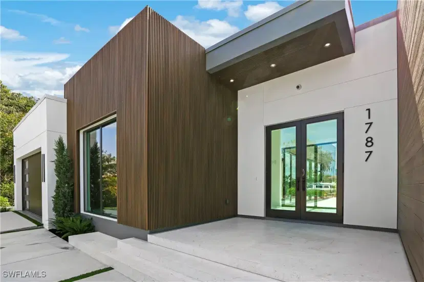 Picture of 1787 Dogwood Dr, Marco Island FL 34145