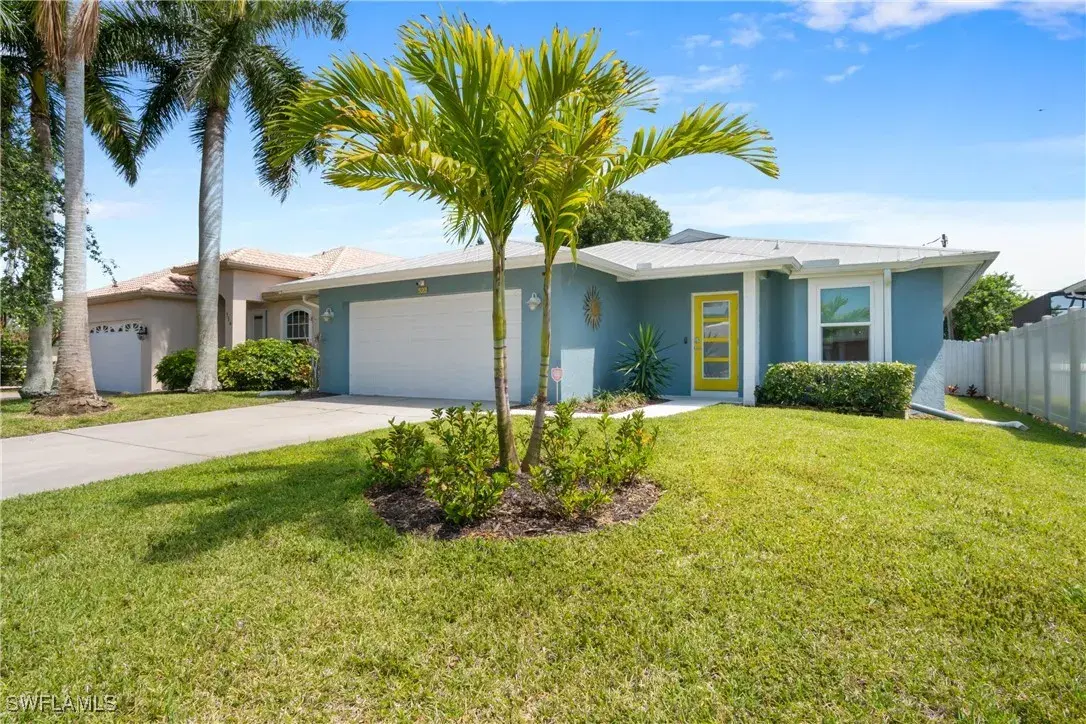 Picture of 522 110Th Ave N, Naples, FL 34108