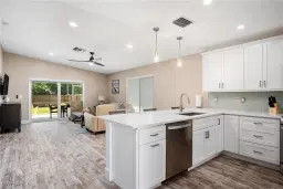 Picture of 522 110Th Ave N, Naples, FL 34108