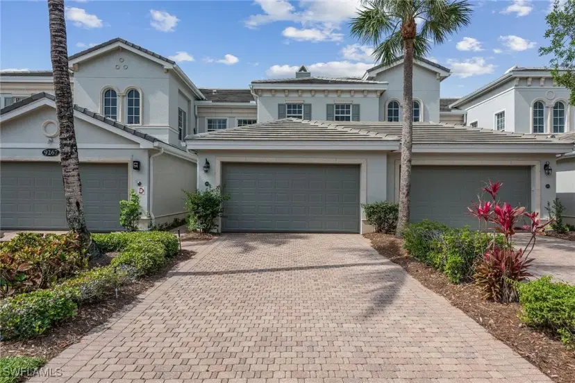 Picture of 9267 Museo Cir 202, Naples FL 34114