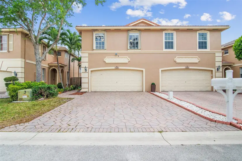 Picture of 5166 Stagecoach Dr 5166, Coconut Creek FL 33073