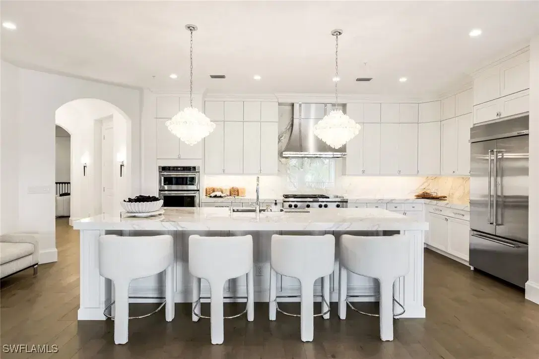 Picture of 16366 Corsica Way 201, Naples, FL 34110