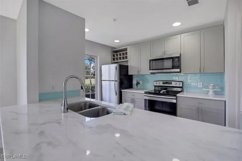Picture of 9465 Ivy Brook Run 901, Fort Myers FL 33913