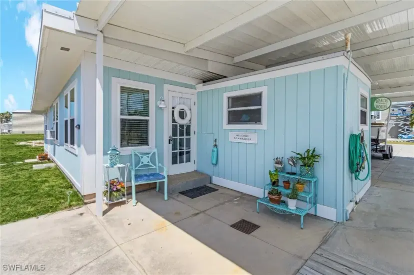 Picture of 3811 Cruz Dr, St. James City FL 33956