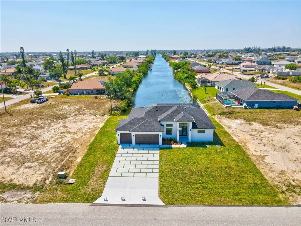 Picture of 106 NE 23Rd St, Cape Coral, FL 33909