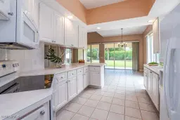 Picture of 4386 Novato Ct, Naples, FL 34109
