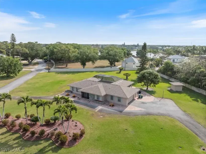 Picture of 50 Cajeput Dr, Naples FL 34108