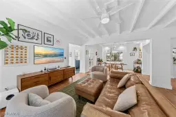 Picture of 2723 Second St, Fort Myers, FL 33916