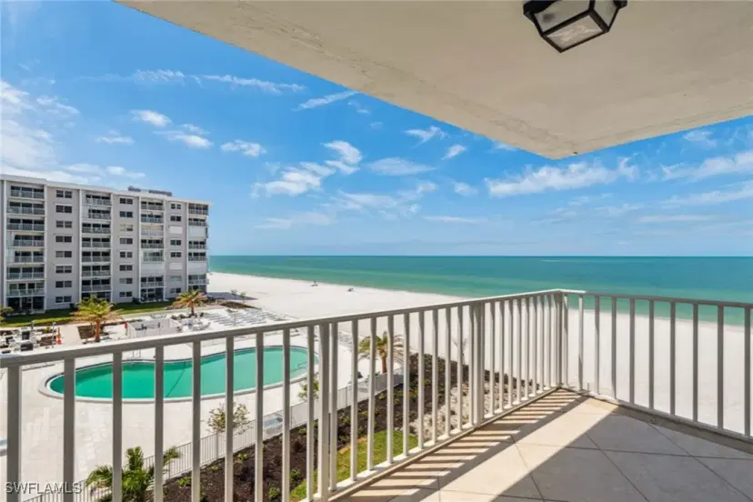 Picture of 3443 Gulf Shore Blvd N 403, Naples FL 34103