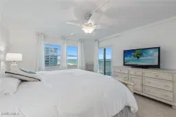 Picture of 3443 Gulf Shore Blvd N 403, Naples, FL 34103