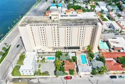 Picture of 801 S Ocean Dr 1002, Hollywood, FL 33019