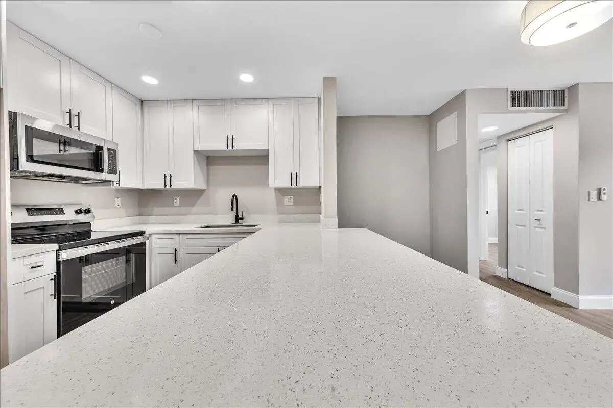 Picture of 7000 NW 17Th St Street 117, Plantation, FL 33313