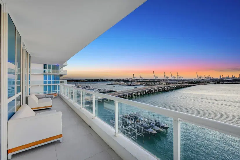 Picture of 540 WEST Ave 1111, Miami Beach FL 33139