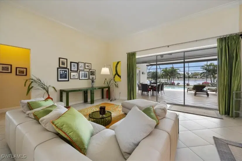 Picture of 287 Lambton Ln, Naples FL 34104