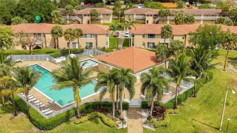 Picture of 10070 Twin Lakes Dr 10070, Coral Springs FL 33071