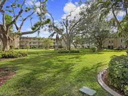 Picture of 2244 Winkler Ave 105, Fort Myers, FL 33901