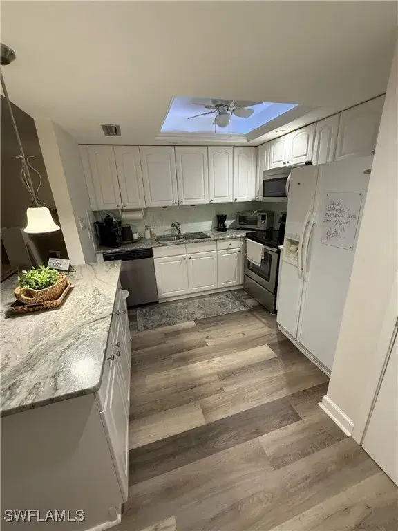 Picture of 2244 Winkler Ave 105, Fort Myers FL 33901
