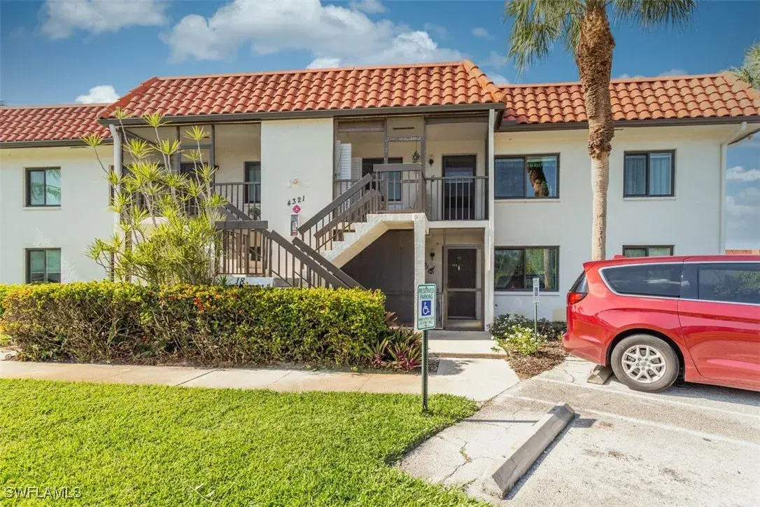 Picture of 4321 27Th Ct Sw 203, Naples, FL 34116
