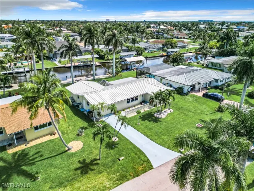 Picture of 5249 Sunset Ct, Cape Coral FL 33904