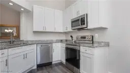 Picture of 2711 Citrus Lake Dr F302, Naples, FL 34109