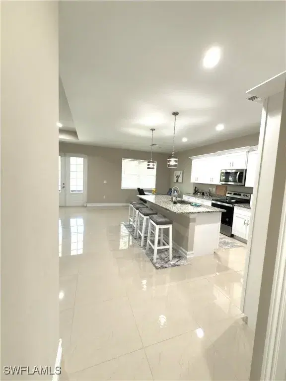Picture of 335 4Th Ave, Labelle FL 33935