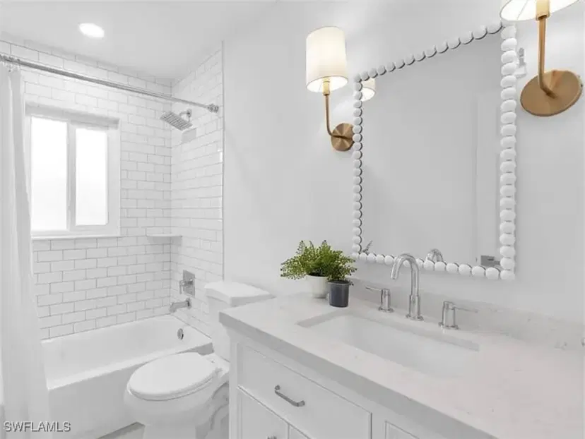 Picture of 27153 Edenbridge Ct, Bonita Springs FL 34135