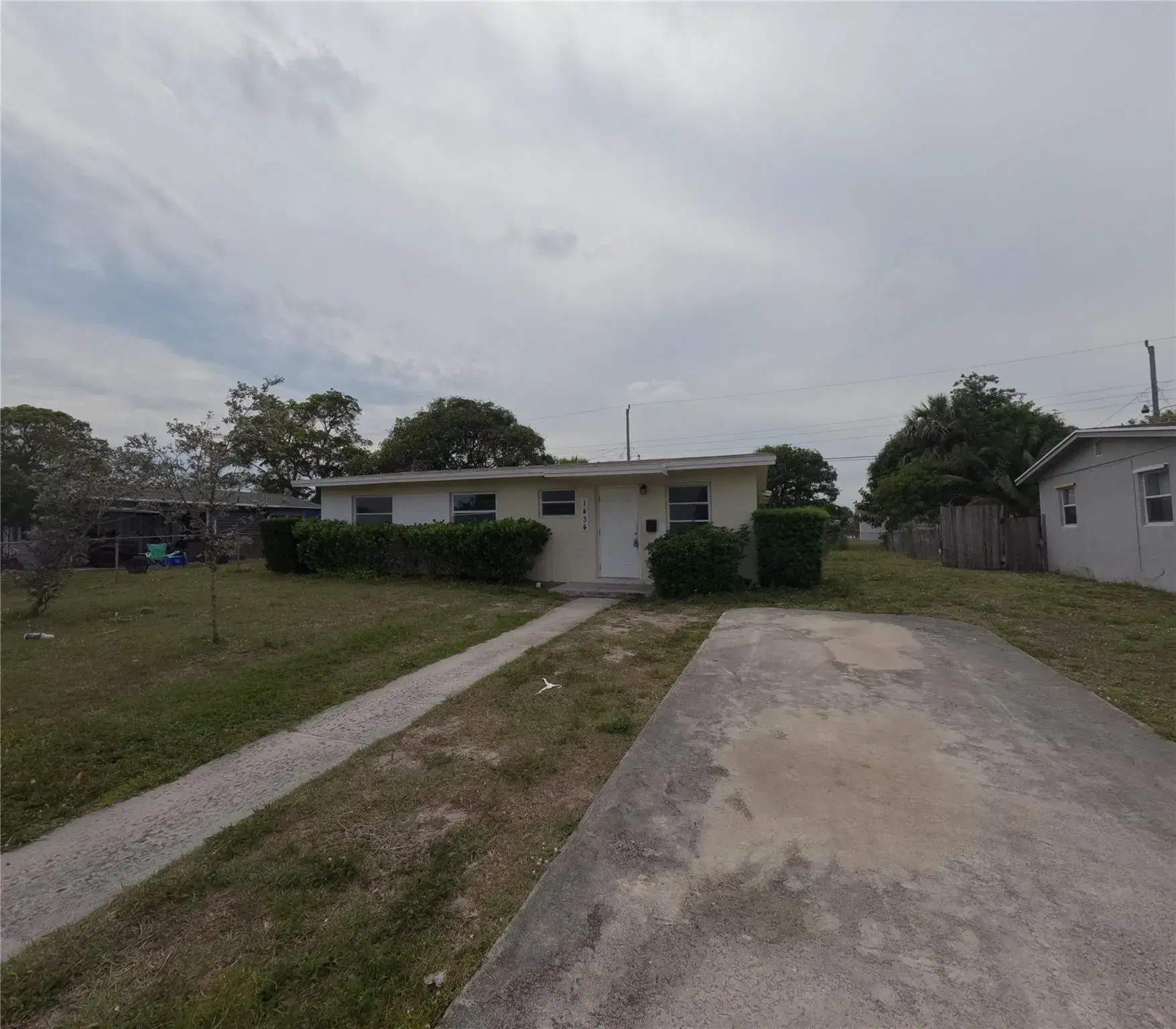Picture of 1434 8Th St, West Palm Beach, FL 33401