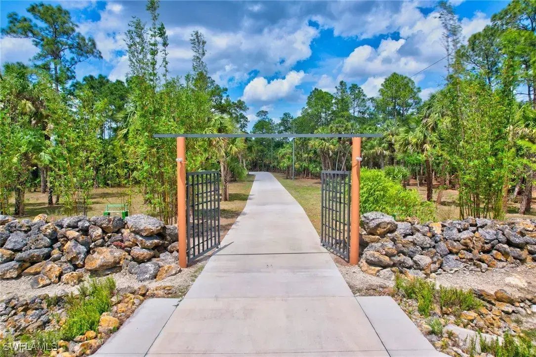 Picture of 3435 40Th Ave Se, Naples, FL 34117