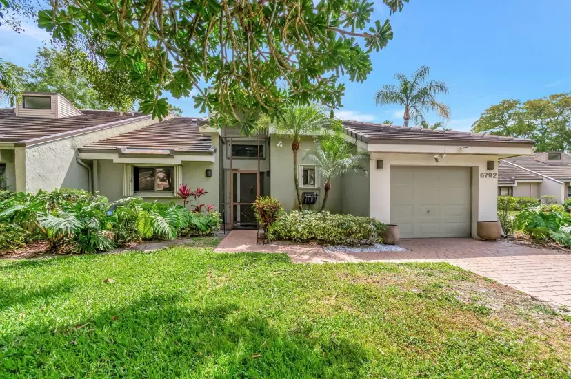 Picture of 6792 Parisian Way, Lake Worth FL 33467