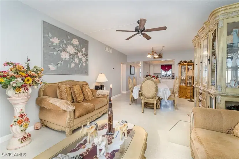 Picture of 402 SE 42Nd Ter D 5, Cape Coral FL 33904