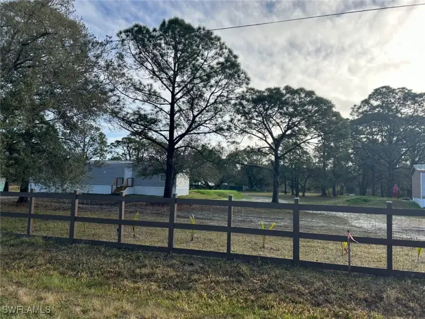 Picture of 225 S Isora St, Clewiston FL 33440