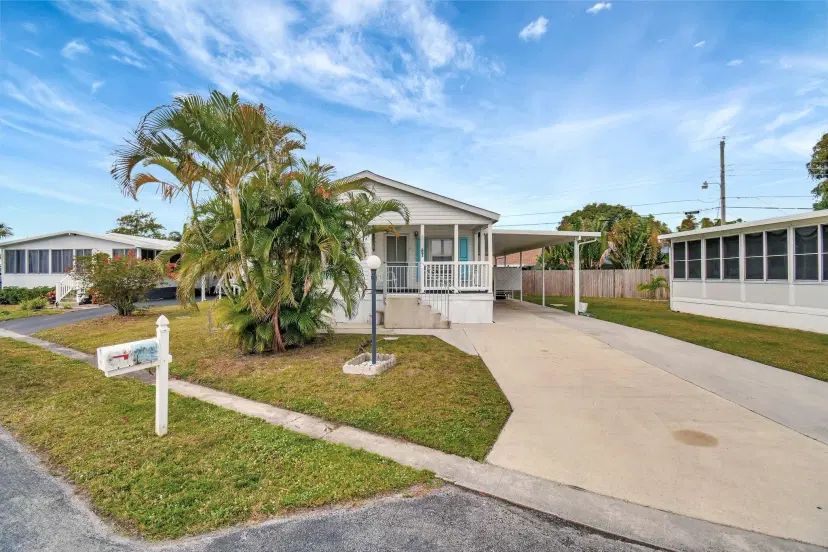 Picture of 14567 Sunset Drive, Delray Beach FL 33445