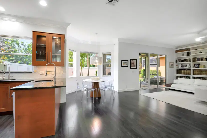 Picture of 10779 Lake Wynds Court, Boynton Beach FL 33437
