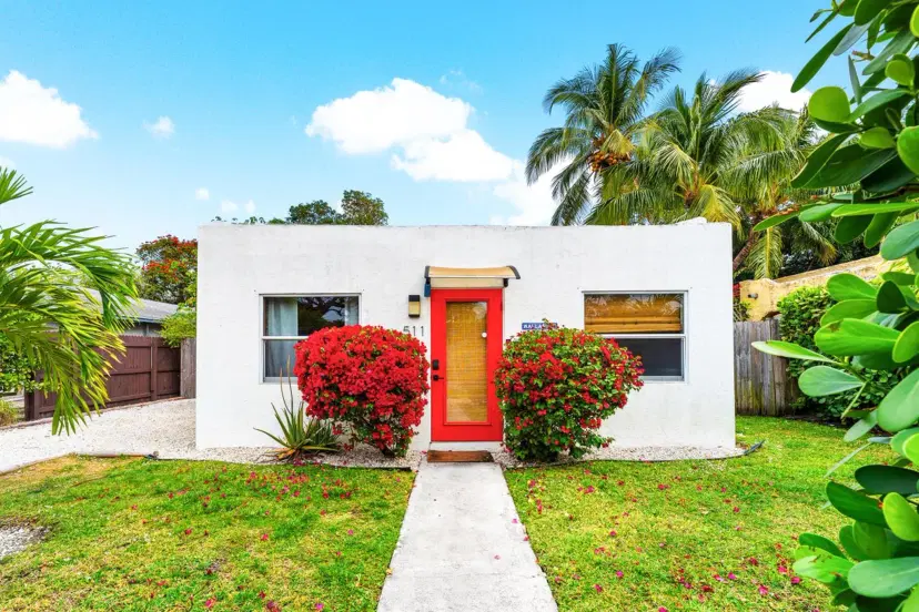 Picture of 511 Churchill Road, West Palm Beach FL 33405