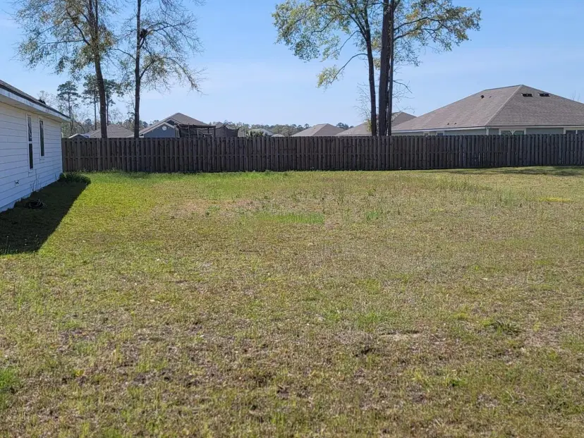 Picture of 17 E Sycamore Trail, Crawfordville FL 32327
