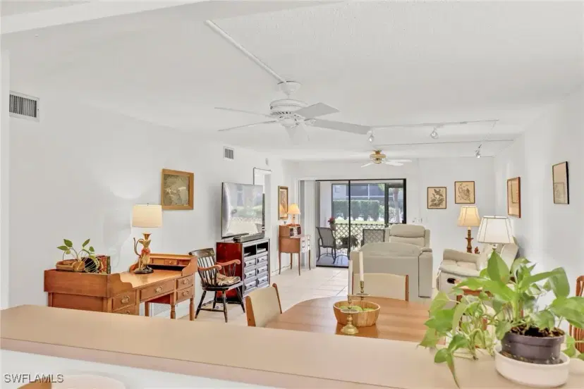Picture of 151 Cypress Way E C103, Naples FL 34110