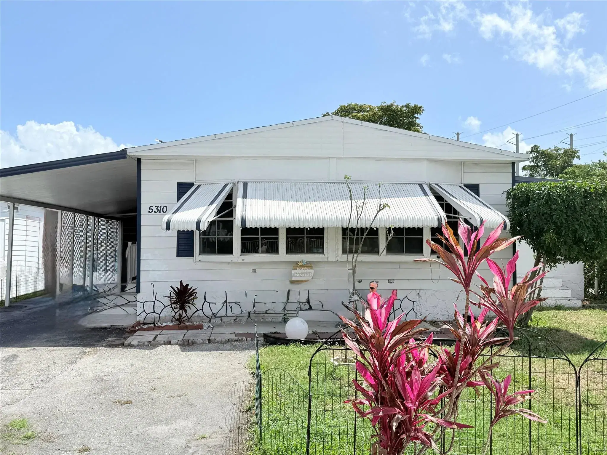 Picture of 5310 SW 22Nd Ave, Fort Lauderdale, FL 33312