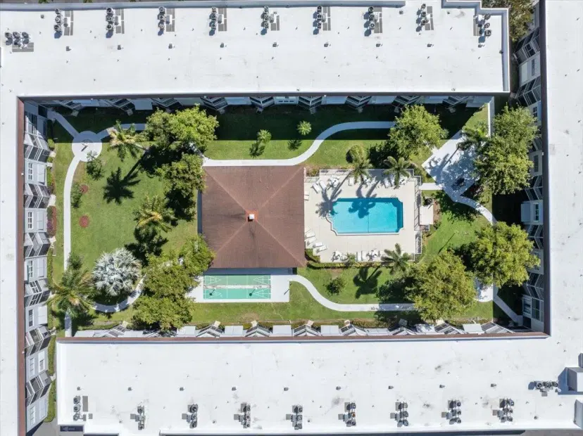 Picture of 1040 SE 4Th Avenue 322, Deerfield Beach FL 33441